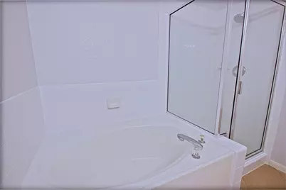 2722 Falling Forest Court, Richmond, TX 77406 - Photo 8