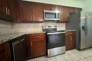2406 Ridge Hollow Dr, Houston, TX 77067 - Photo 6
