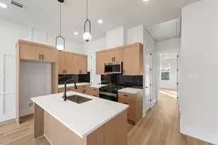 5304 Teodoro Ln, Houston, TX 77091 - Photo 2