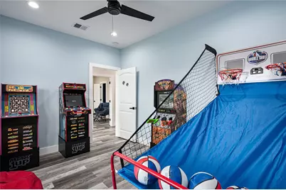 924 Melody Lane, Crystal Beach, TX 77650 - Photo 40