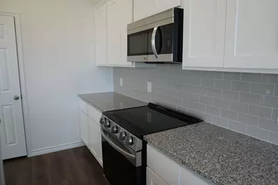 809 Stoney Point Lane, Dayton, TX 77535 - Photo 6