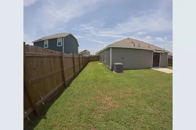 8418 Rayburn Road, Cove, TX 77523 - Photo 14