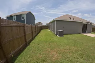 8418 Rayburn Rd, Cove, TX 77523 - Photo 14