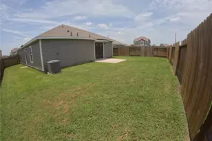 8418 Rayburn Rd, Cove, TX 77523 - Photo 16