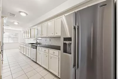 6611 Castle Lane Drive, Houston, TX 77066 - Photo 12