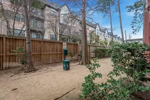 2400 McCue Rd, Houston, TX 77056 - Photo 42