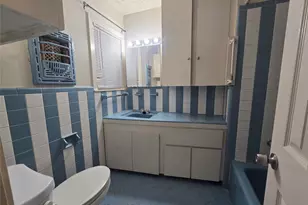 6717 Fairway Dr, Galveston, TX 77551 - Photo 4