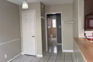 2340 Cumberland St, Houston, TX 77023 - Photo 14