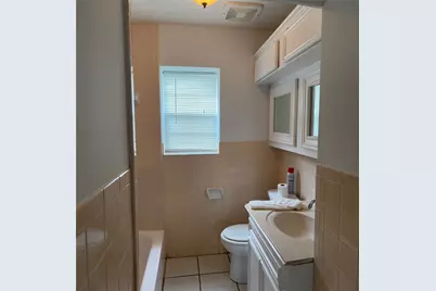 2340 Cumberland Street, Houston, TX 77023 - Photo 12