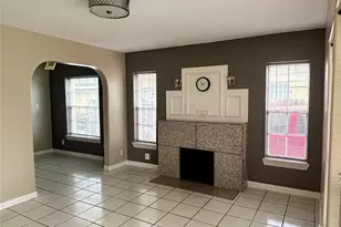 2340 Cumberland St, Houston, TX 77023 - Photo 4