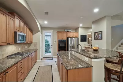 43 Longsford, The Woodlands, TX 77382 - Photo 8