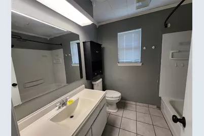 6118 Linnhaven Drive, Houston, TX 77072 - Photo 6