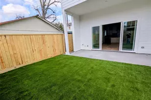 1120 E 26th St, Houston, TX 77009 - Photo 30