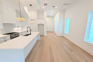 1120 E 26th St, Houston, TX 77009 - Photo 6
