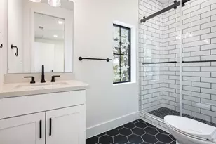 4023 Lanark Ln, Houston, TX 77025 - Photo 24