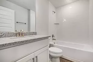 13621 Sabine Lk Dr, Texas City, TX 77568 - Photo 12