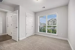 13621 Sabine Lk Dr, Texas City, TX 77568 - Photo 2