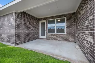 13621 Sabine Lk Dr, Texas City, TX 77568 - Photo 14