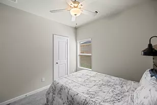226 Orchard Laurel Dr, Alvin, TX 77511 - Photo 16