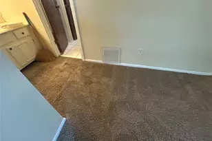 2235 Quail Valley E Dr, Missouri City, TX 77459 - Photo 6