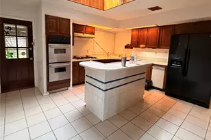 2235 Quail Valley E Dr, Missouri City, TX 77459 - Photo 4