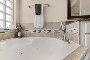 10204 Spring Shadows Park Cir, Houston, TX 77080 - Photo 28