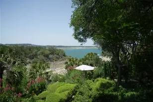 7044 Comanche Trail, Austin, TX 78732 - Photo 40