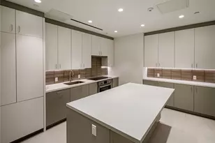 1701 Hermann Dr, Houston, TX 77004 - Photo 16