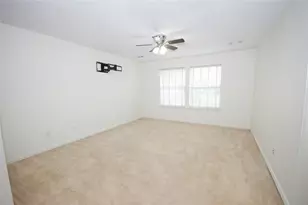 310 Watercrest Harbor Ln, League City, TX 77573 - Photo 18