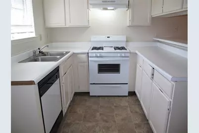 1875 Country Village Boulevard #B, Humble, TX 77338 - Photo 6