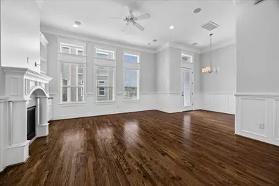 2105 Bidwell Drive, Houston, TX 77018 - Photo 4