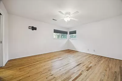 11519 Endicott Lane, Houston, TX 77035 - Photo 12