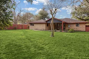 11519 Endicott Ln, Houston, TX 77035 - Photo 18