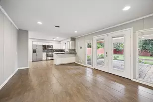 11519 Endicott Ln, Houston, TX 77035 - Photo 6