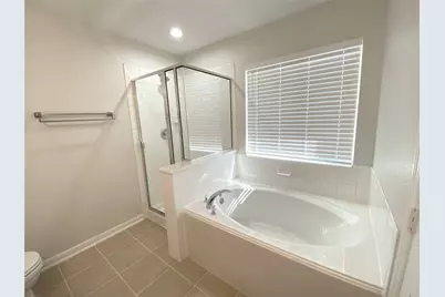 11622 Champions Walk Lane, Houston, TX 77066 - Photo 12