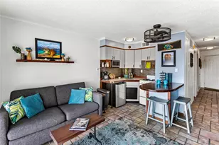 6102 Seawall Blvd, Galveston, TX 77551 - Photo 12