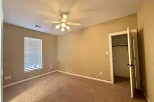 219 W 27th St, Houston, TX 77008 - Photo 32