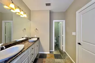 219 W 27th St, Houston, TX 77008 - Photo 38