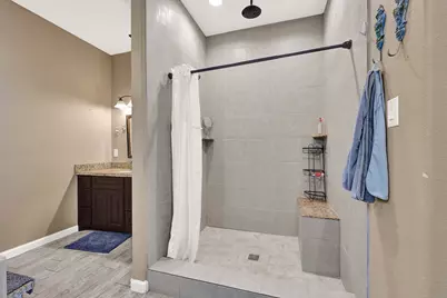 939 8th Street, Dickinson, TX 77539 - Photo 24