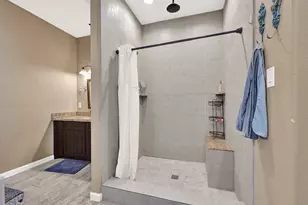 939 8th St, Dickinson, TX 77539 - Photo 24