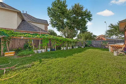 10802 Warner Hollow Court, Sugar Land, TX 77498 - Photo 32