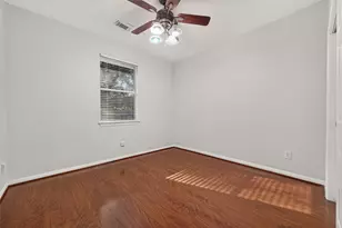 10802 Warner Hollow Ct, Sugar Land, TX 77498 - Photo 28