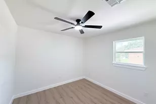 3418 Oleander Ave, Texas City, TX 77590 - Photo 10