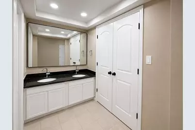 10506 Stockman Lane, Sugar Land, TX 77498 - Photo 8
