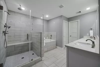 1722 Saddlecreek Drive, Houston, TX 77090 - Photo 14