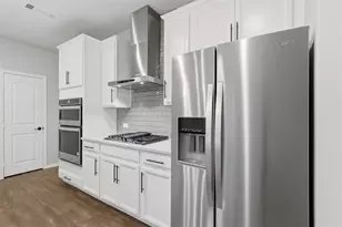 4028 Starbright St, Houston, TX 77018 - Photo 6