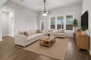 4028 Starbright St, Houston, TX 77018 - Photo 8