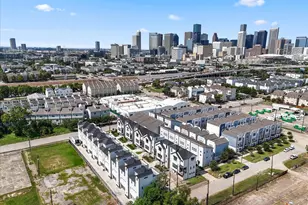 2210 Dennis St, Houston, TX 77004 - Photo 32