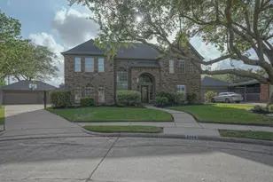 2108 Lakeway Dr, League City, TX 77573 - Photo 1