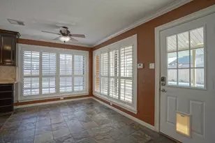 2108 Lakeway Dr, League City, TX 77573 - Photo 24